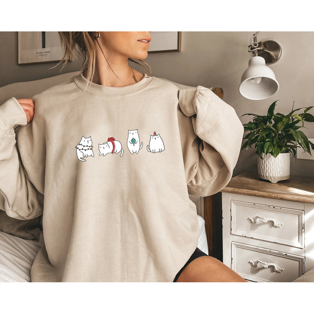 Cat Christmas Sweater Cat Shirts Vintage Kittens Cute Ugly Christmas Sweatshirt Retro Holiday Gifts Christmas Gift for Mom Cat Lover Gifts - 3.jpg
