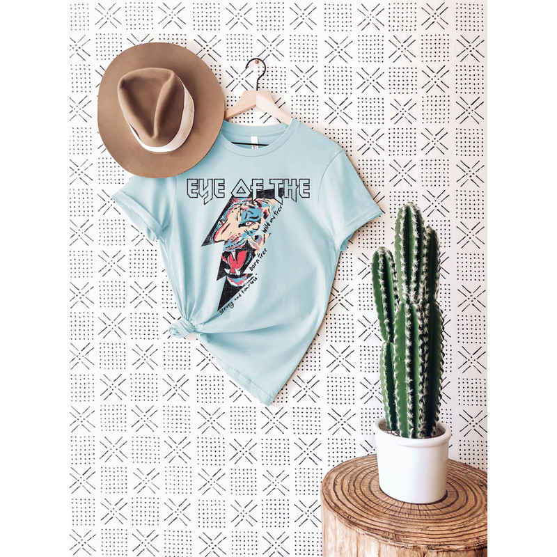 Eye of the tiger t-shirt - tiger t-shirt - Women's shirt - Cute t-shirt - Gift for her - 4.jpg