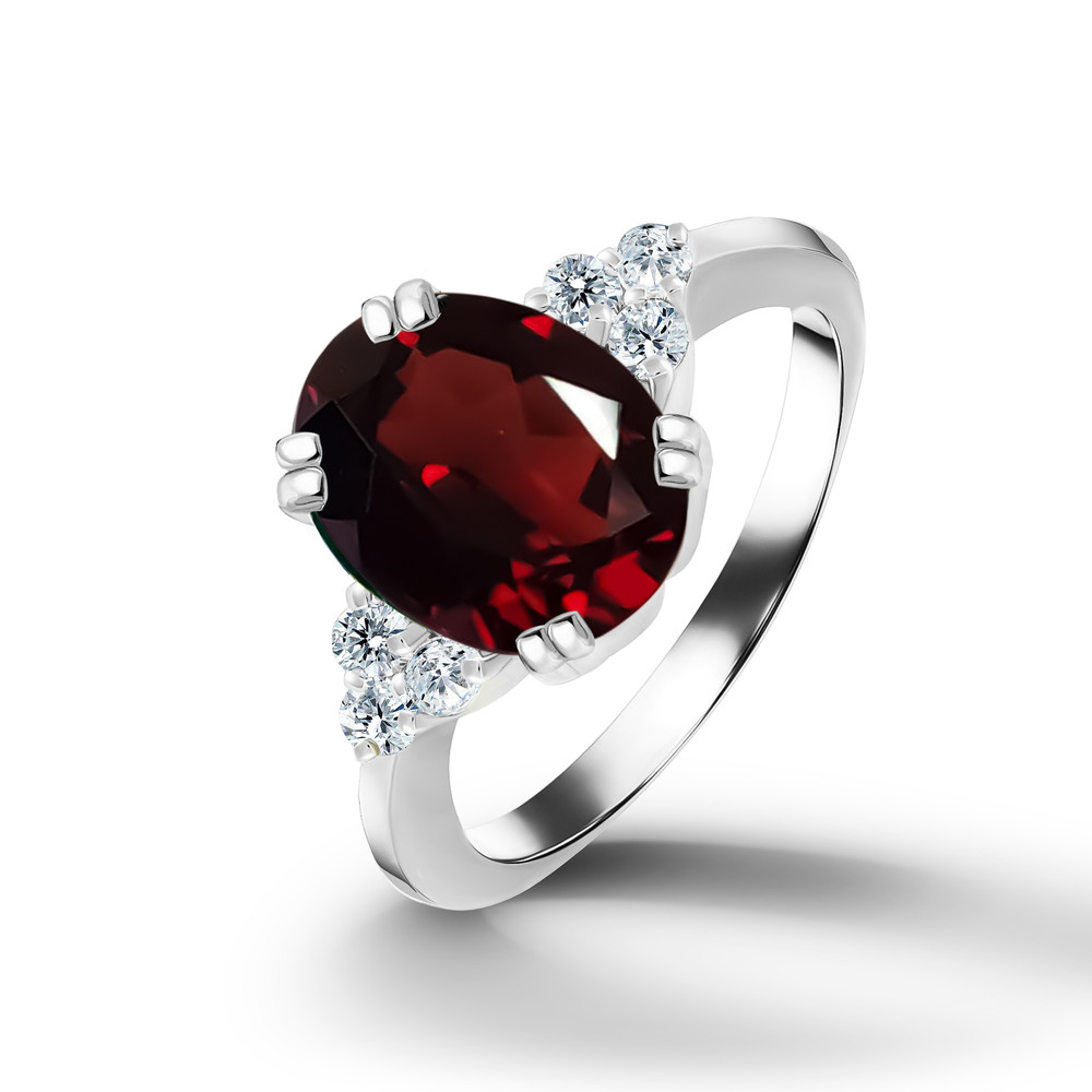 White-Garnet.jpg