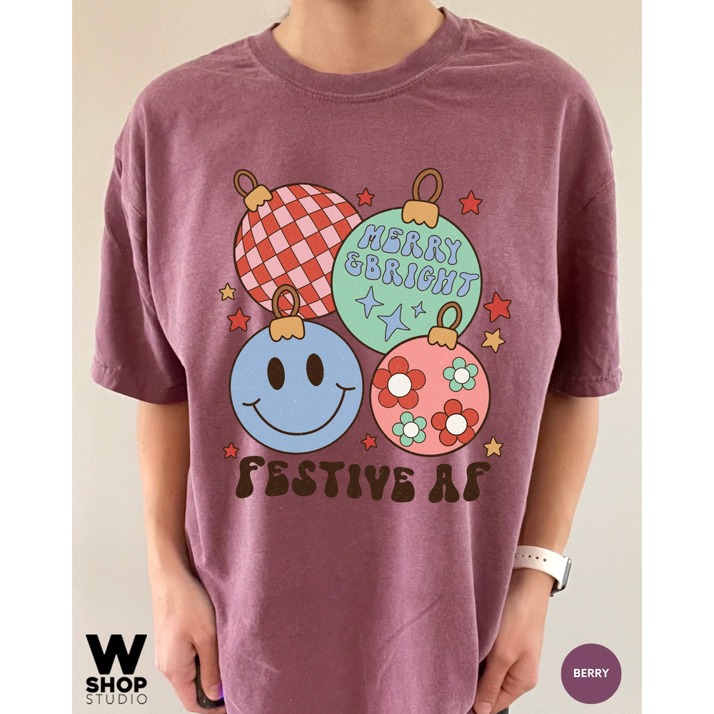 Retro merry t-shirt, Christmas t-shirt, Christmas graphic tee, holiday apparel, merry Christmas tee, womens holiday shirt, cute xmas shirt - 5.jpg