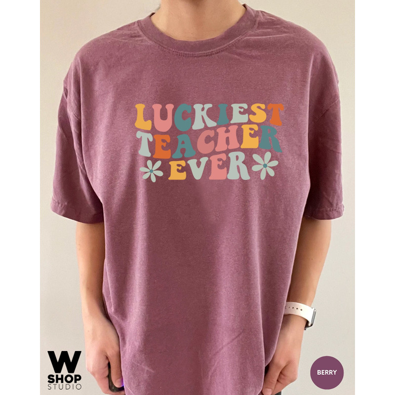 Retro Teacher Shirts, Teacher Appreciation Gift, Teacher Gifts, Oversized Teaching Squad T-shirts, Luckiest Teacher Ever Tee - 8.jpg