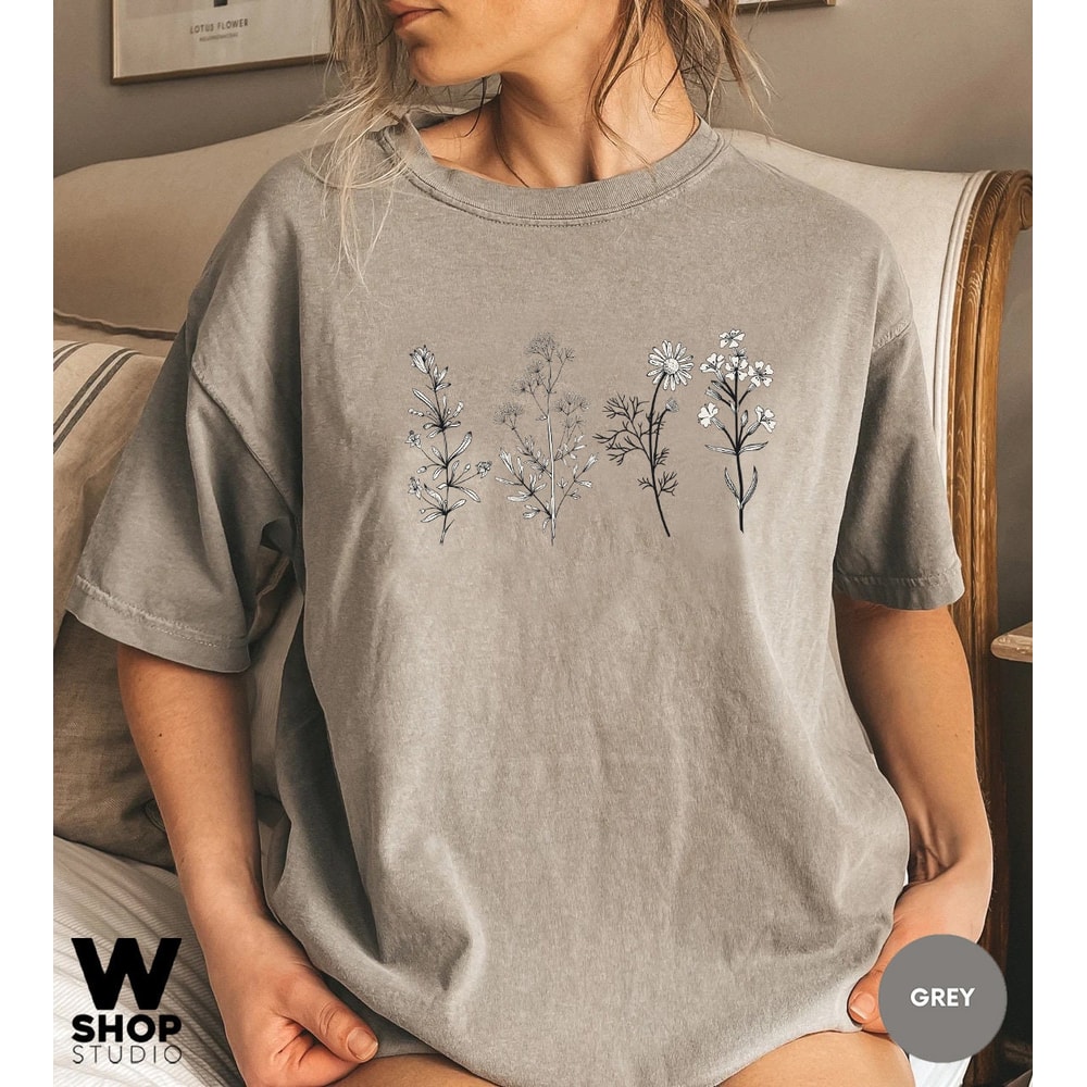 WildFlowers Shirt, Bohemian Shirt, Wild flower Tshirt, Floral Shirt, Meadow Flowers, Oversized Womens Tees, Ladies Shirts, Gift for Her - 5.jpg