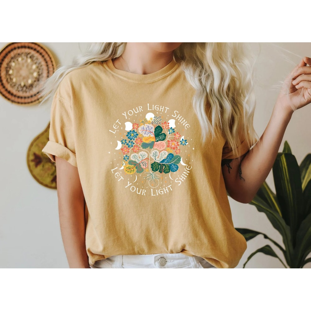 WildFlowers Shirt, Boho Moon Shirt, Oversized Floral Shirt, Bohemian Tshirt, Wildflowers, Womens Tees, Ladies Shirts, Gift for Her - 5.jpg