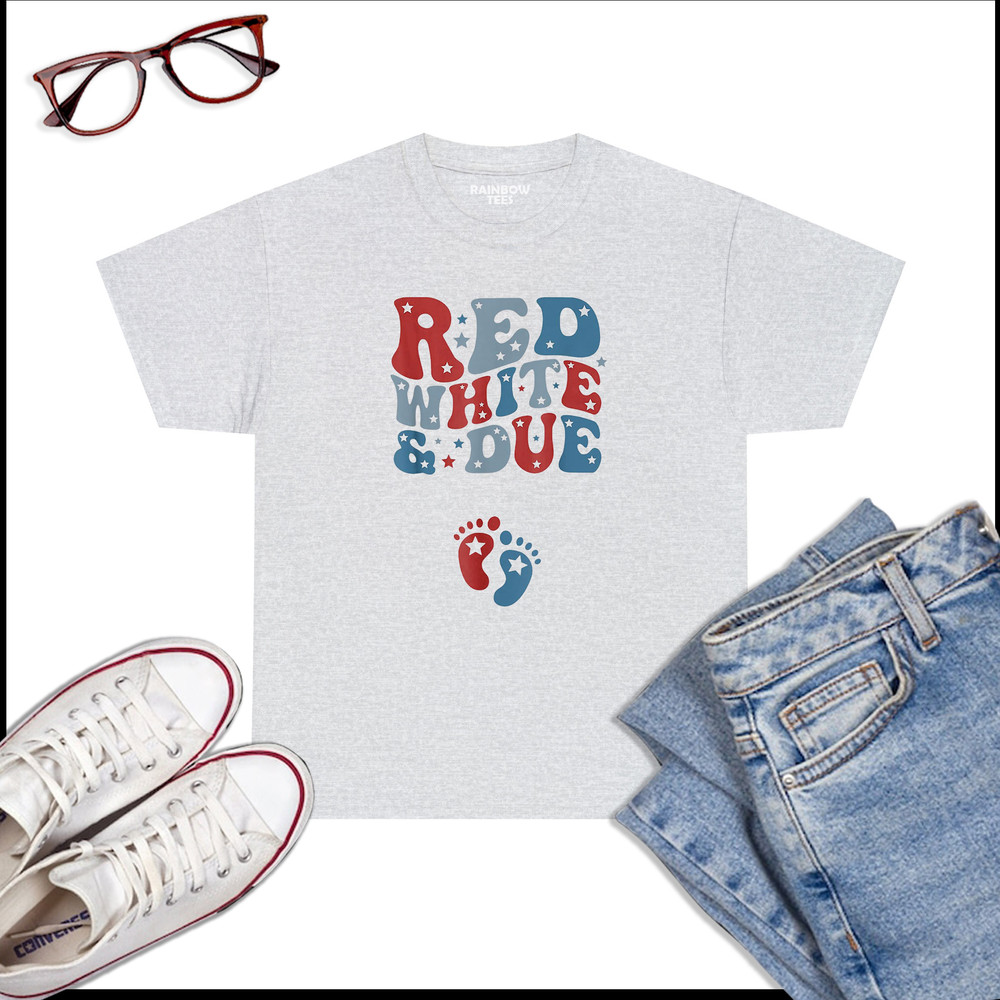 Red-White-And-Due-4th-Of-July-USA-Baby-Reveal-American-Mommy-T-Shirt-Ash.jpg