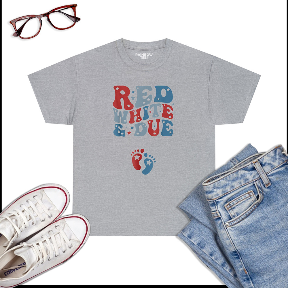 Red-White-And-Due-4th-Of-July-USA-Baby-Reveal-American-Mommy-T-Shirt-Sport-Grey.jpg