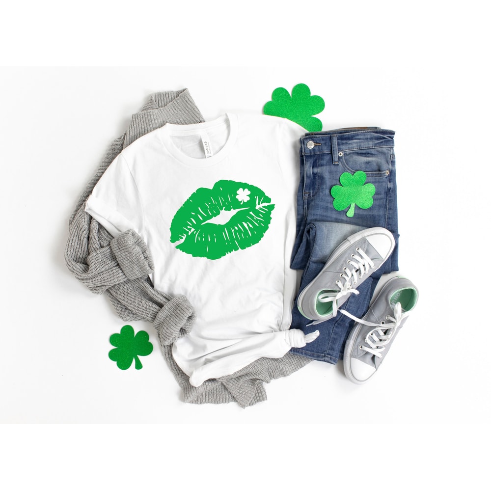 Lips Shirt, Kiss Me I'm Irish T-shirt Tee Shirt,Cute St Patricks Day Shirt for Women,Patrick's Day Family Matching Shirt,Drinking Shirt - 1.jpg