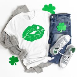 lips shirt, kiss me i'm irish t-shirt tee shirt,cute st patricks day shirt for women,patrick's day family matching shirt