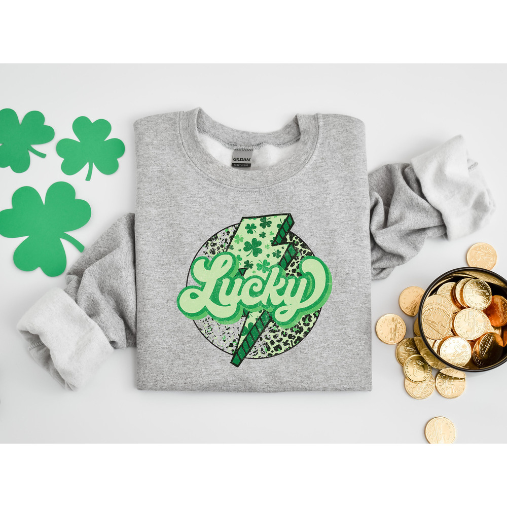 Retro Feeling lucky Shirt, Lucky Tshirt, Irish T Shirt, Shamrocks T-Shirt,Family Matching St Patrick's Day Gift Tee,western lucky shirt - 2.jpg