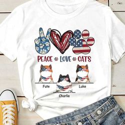 personalized peace love cats 4th of july t-shirt, 4th of july patriotic cats mom dad shirt gift for independence day, cu