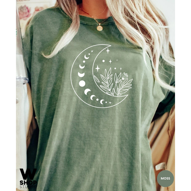 Floral Moon Shirt, Moon Shirt, Moon Wildflower Shirt, Moon Phases Oversized, Moon Boho Shirt, Astronomy T-Shirt, Celestial Shirt - 3.jpg
