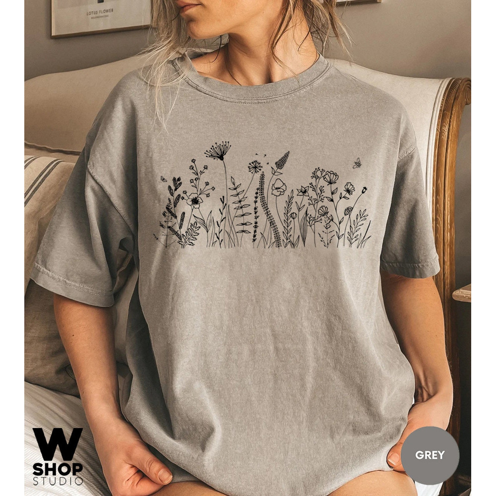 Wildflower Tshirt, Comfort Colors Shirt, Floral Tshirt, Flower Shirt, Gift for Women, Oversized Ladies Shirts, Best Friend Gift - 7.jpg