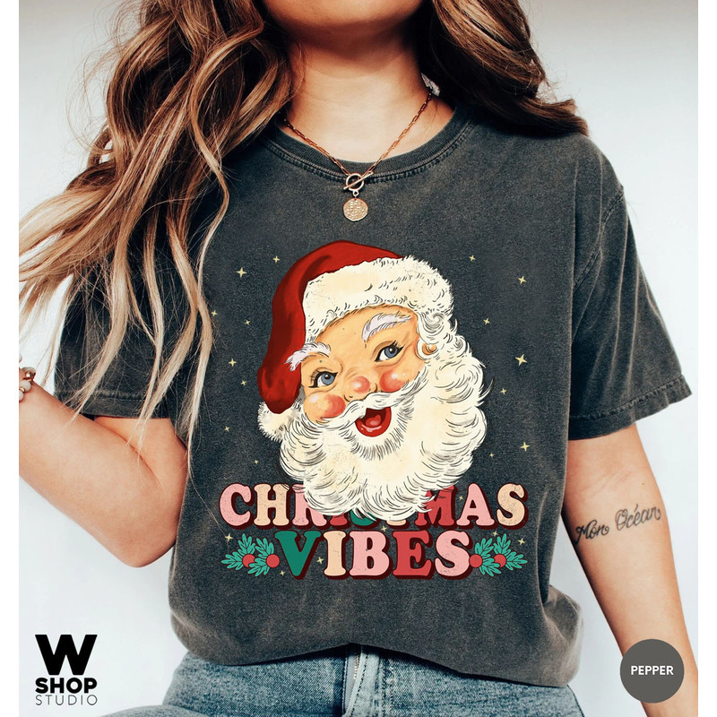 Christmas Santa Shirt, Retro Santa Shirt, Gift For Christmas, Retro Christmas Shirt, Christmas Shirt For Women, Gift For Women, Santa Shirt - 1.jpg