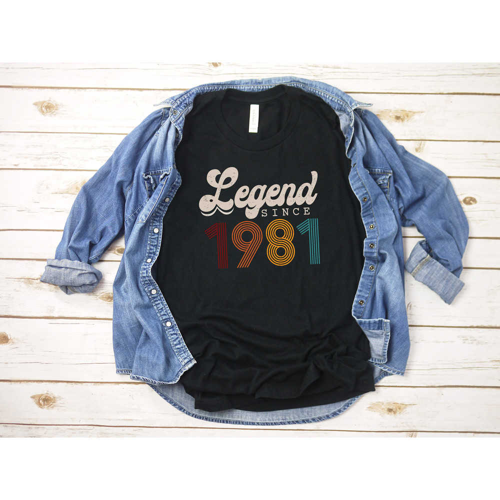 Legend Since 1981 T-Shirt, Vintage 40th Birthday Gift, 40th Birthday T-Shirt, 1981 40th Birthday Gift, 40th Birthday Idea, 1981 40th Gift - 2.jpg