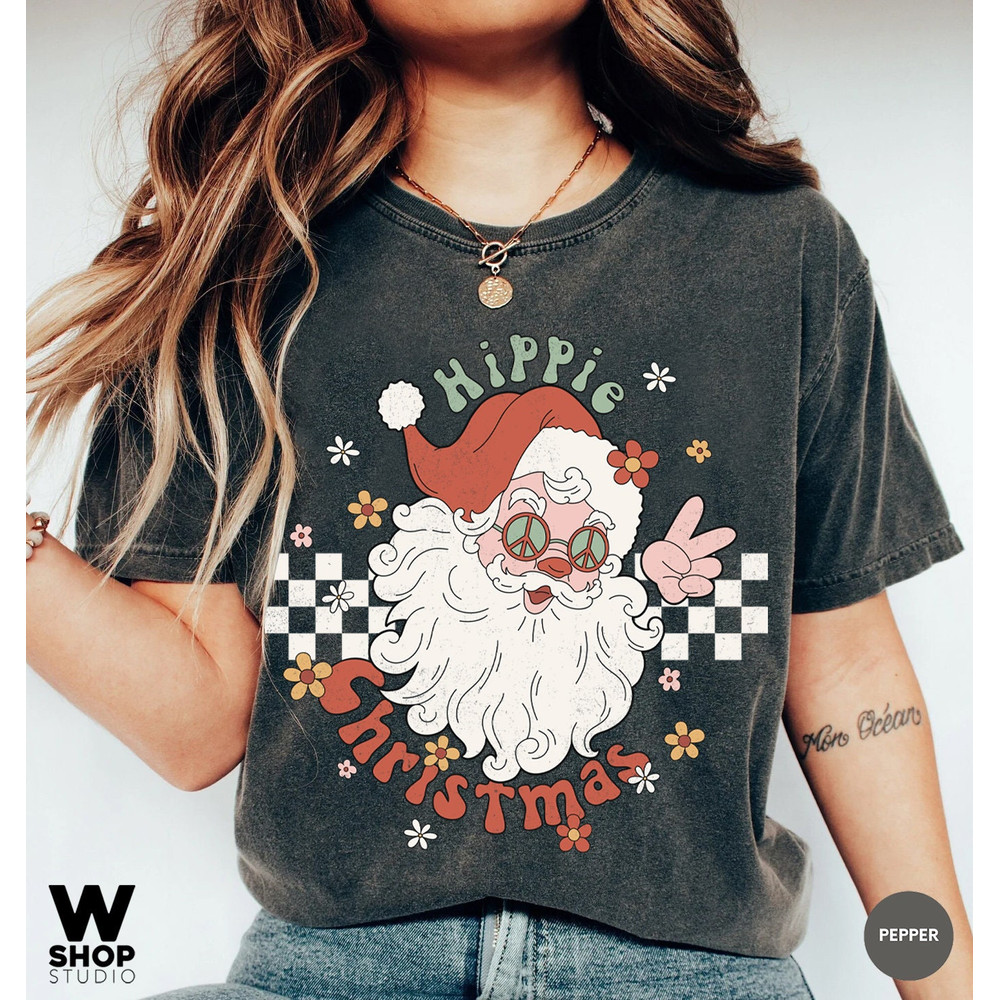 Retro Santa Tee, Funny Santa Christmas Shirt, Holiday Graphic Tee, Women's Merry Christmas Shirt, Hippie Graphic Tee, Classic Christmas Top - 1.jpg