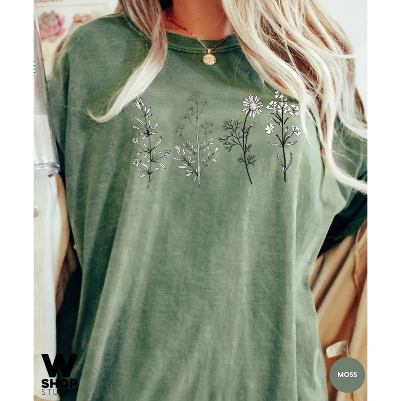 WildFlowers Shirt, Bohemian Shirt, Wild flower Tshirt, Floral Shirt, Meadow Flowers, Oversized Womens Tees, Ladies Shirts, Gift for Her - 3.jpg