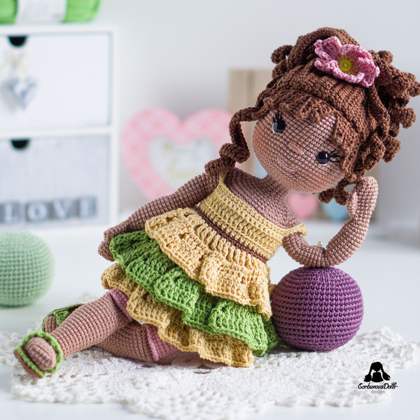 Crochet Doll Pattern Emily12.jpg