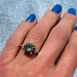 green tourmaline ring - statement ring - gold ring - engagement ring - round ring - cocktail ring - green stone ring