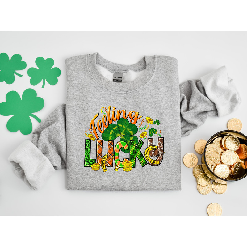 Feeling lucky Shirt, Lucky Tshirt, Irish T Shirt, Shamrocks T-Shirt,Family Matching St Patrick's Day Gift Tee,western lucky shirt - 2.jpg