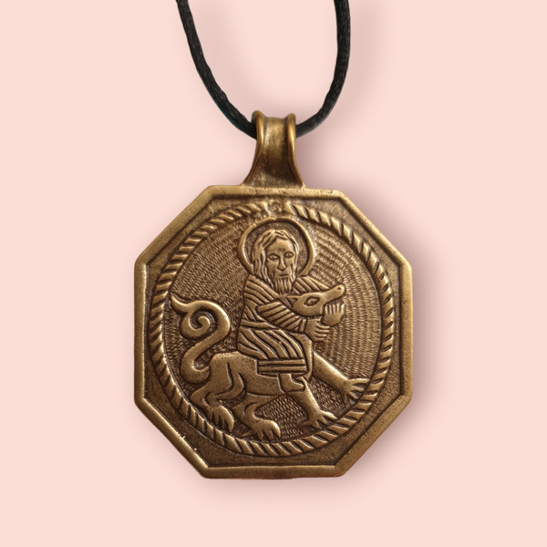 Saint-Sampson-medallion.png