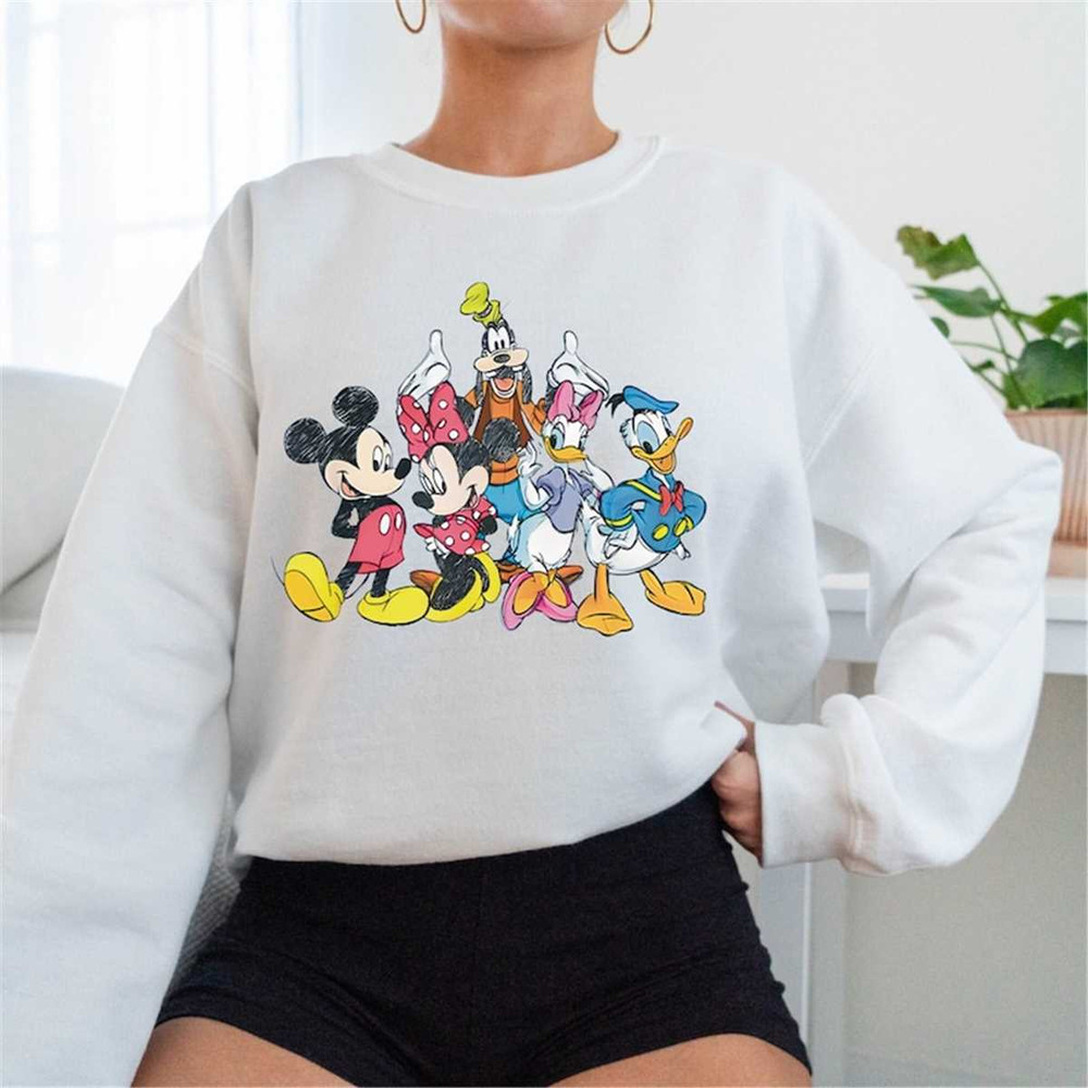 MR-1862023131111-mickey-and-friends-vintage-sweatshirts-mickey-and-friends-image-1.jpg