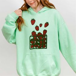 strawberry sweatshirt, garden sweatshirt, screenprinted sweatshirt, gardening gift, foodie gift, gifts for her, gifts fo