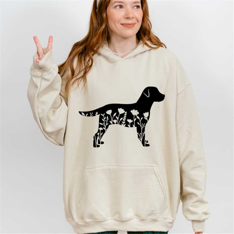 MR-186202315710-labrador-mom-sweatshirt-labrador-sweatshirt-labrador-dog-mom-image-1.jpg