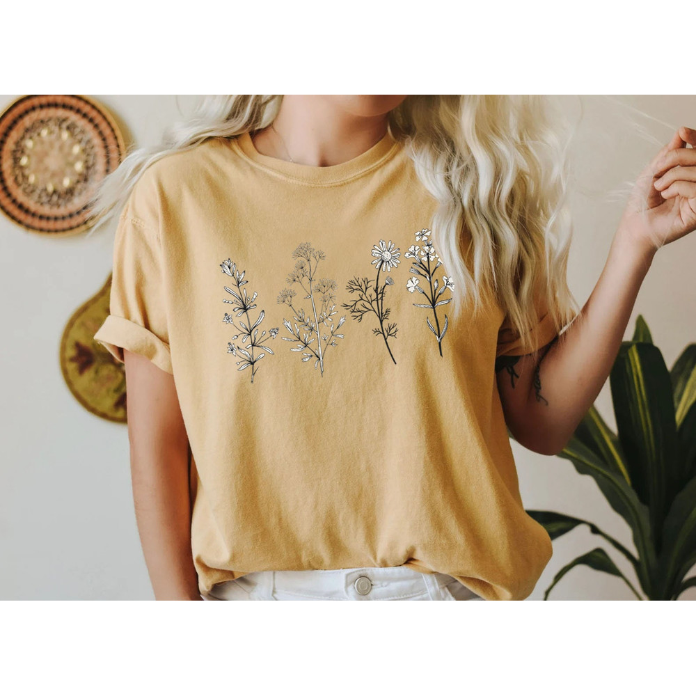 WildFlowers Shirt, Bohemian Shirt, Wild flower Tshirt, Floral Shirt, Meadow Flowers, Oversized Womens Tees, Ladies Shirts, Gift for Her - 4.jpg