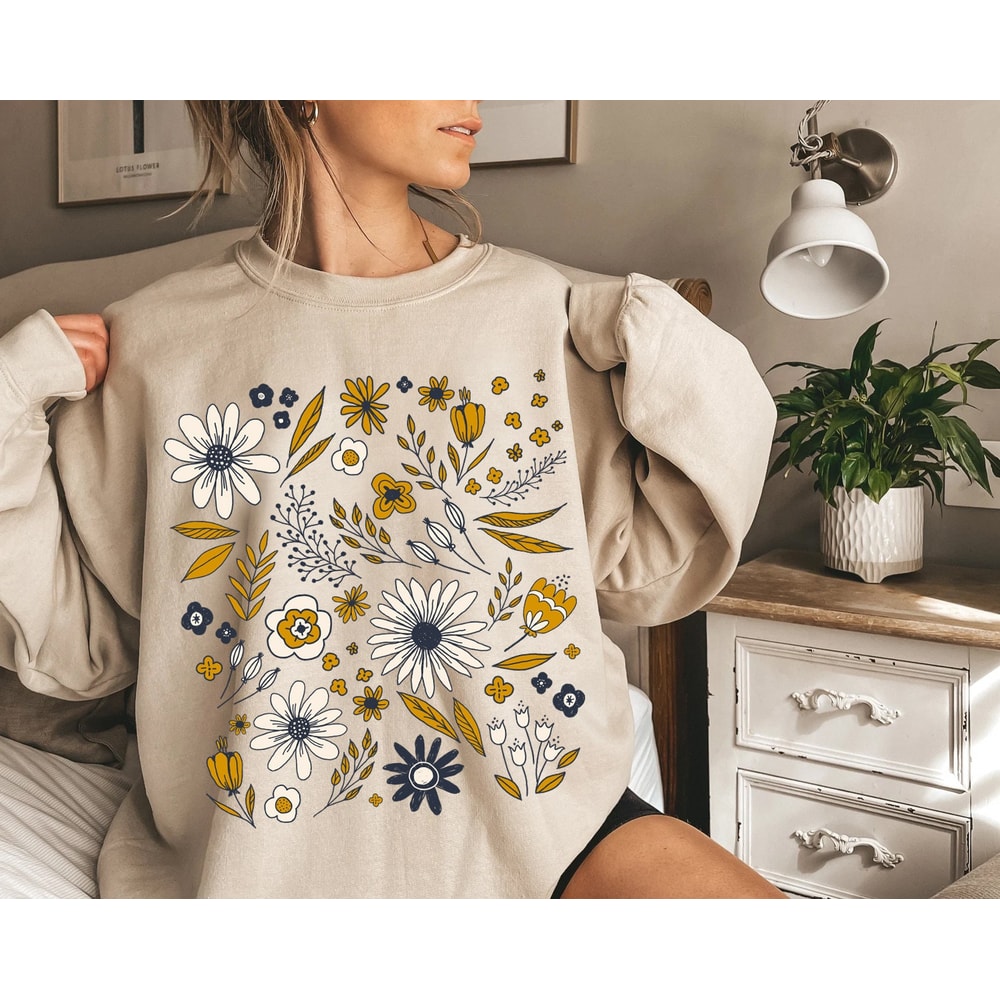 Flower Sweatshirt, Wildflower Women Sweatshirts, Plus Size, Ladies Flower Girl Gifts, Floral Gift, Girlfriend Gift - 3.jpg
