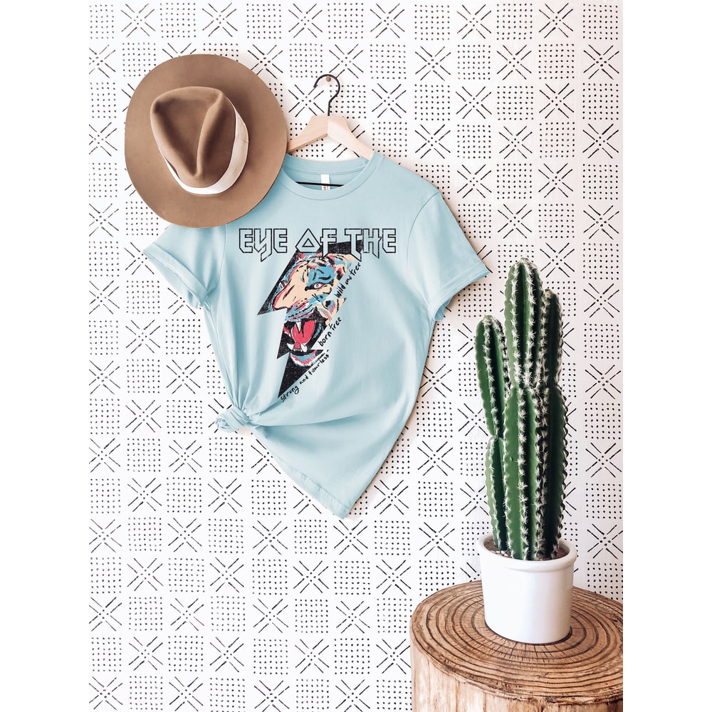 Eye of the tiger t-shirt - tiger t-shirt - Women's shirt - Cute t-shirt - Gift for her - 4.jpg