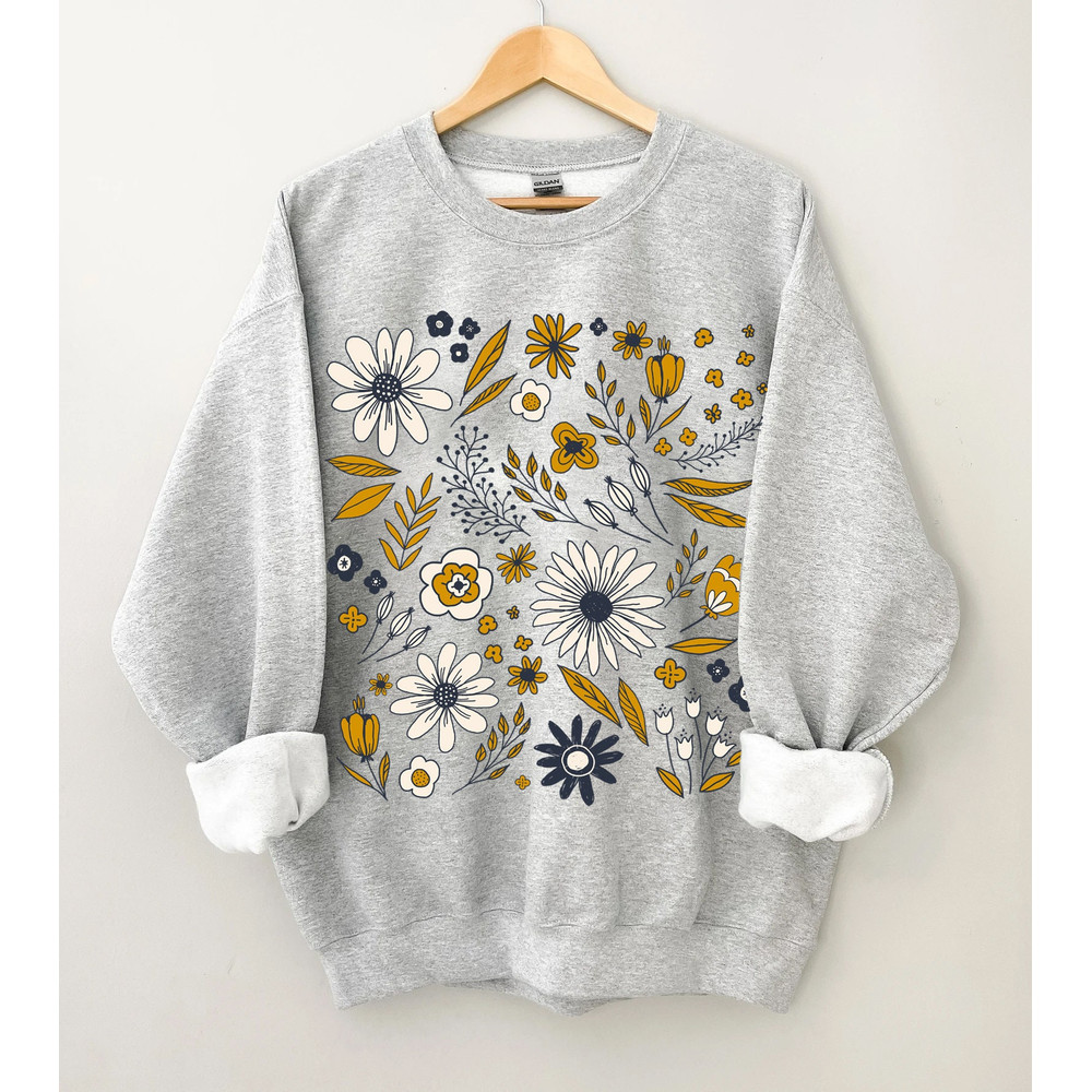 Flower Sweatshirt, Wildflower Women Sweatshirts, Plus Size, Ladies Flower Girl Gifts, Floral Gift, Girlfriend Gift - 5.jpg