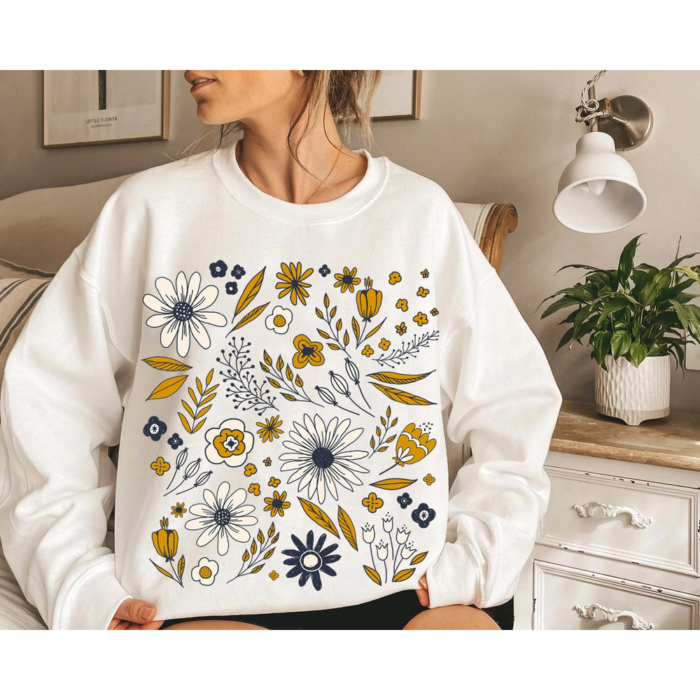 Flower Sweatshirt, Wildflower Women Sweatshirts, Plus Size, Ladies Flower Girl Gifts, Floral Gift, Girlfriend Gift - 8.jpg
