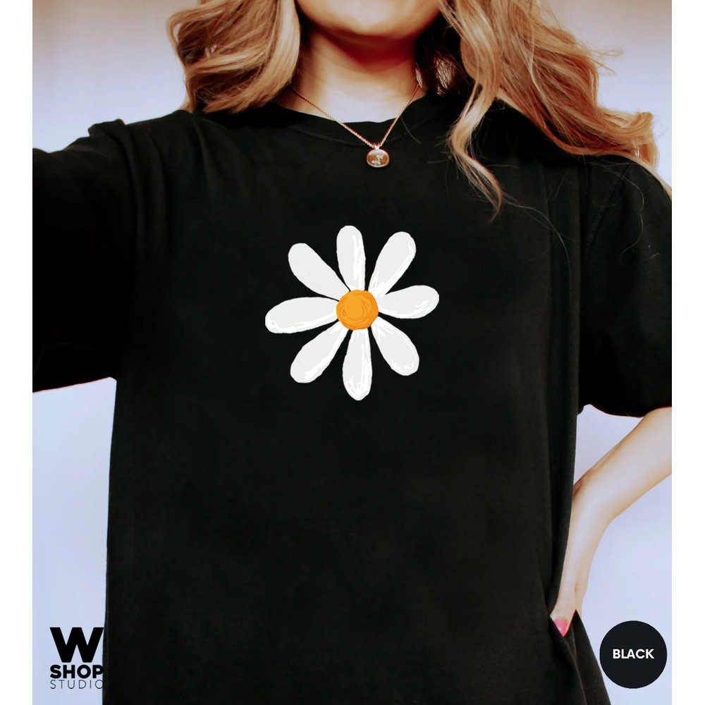 Retro Floral Daisy Tshirt, Wildflowers Shirt, Boho Hippie T-shirt, Flower Shirt, Oversized Women, Ladies Shirts, Best Friend Gift - 7.jpg