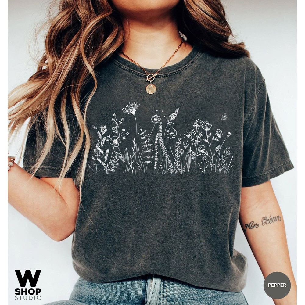 Wildflower Tshirt, Comfort Colors Shirt, Floral Tshirt, Flower Shirt, Gift for Women, Oversized Ladies Shirts, Best Friend Gift - 1.jpg