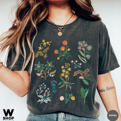 wildflower tshirt, wild flowers shirt, floral tshirt, flower shirt, oversized women tee, ladies shirts, best friend gift