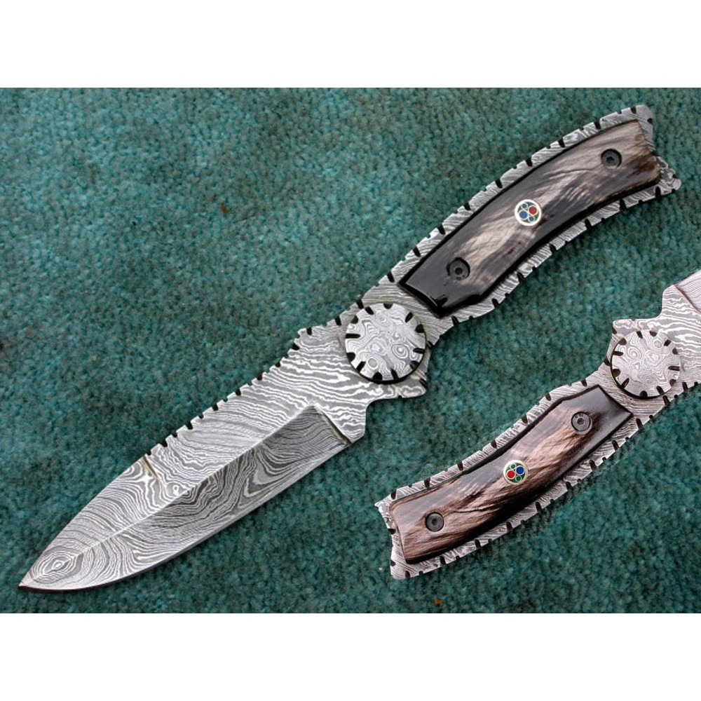 Damascus Knife.jpg