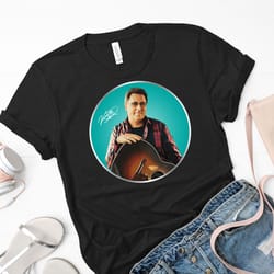 vince gill shirt, vince gill soulful serenades t shirt, vince gill t shirt, vince gill heartfelt lyrics t shirt