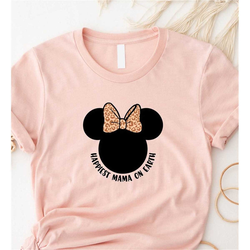 MR-1962023133235-happiest-mama-on-earth-disney-minnie-head-leopard-bow-shirt-image-1.jpg