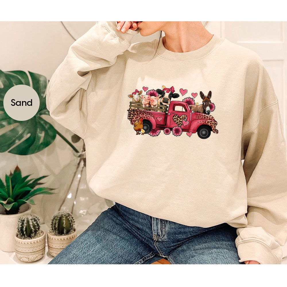 Valentines Day Sweatshirt, Valentines Gifts, Cute Farm Animals Graphic Tees, Girlfriend Gift, Kids Valentine Outfit, Shirts for Women - 7.jpg