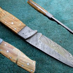 Hunting Knife , Custom Hand Made Damascus Steel Skinning Knife , Outdoor Knife