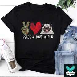 peace love pug dog vintage t-shirt, dog shirt, pug dog shirt, pet lovers shirt, dog lovers shirt, peace lovers shirt, pe