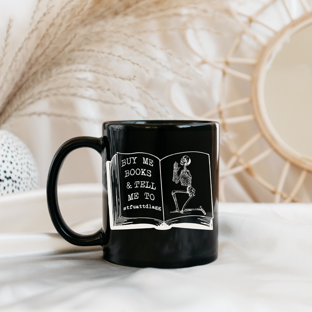 Smut, Smut gift, book lover gift, bookish gift, romance reader, book mug, dark romance, reading gift, book merch, librarian gift, book lover - 4.jpg