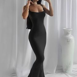Women's Clothing Turn Heads in This Sexy Scoop Neck Open Back Maxi Cami Dress