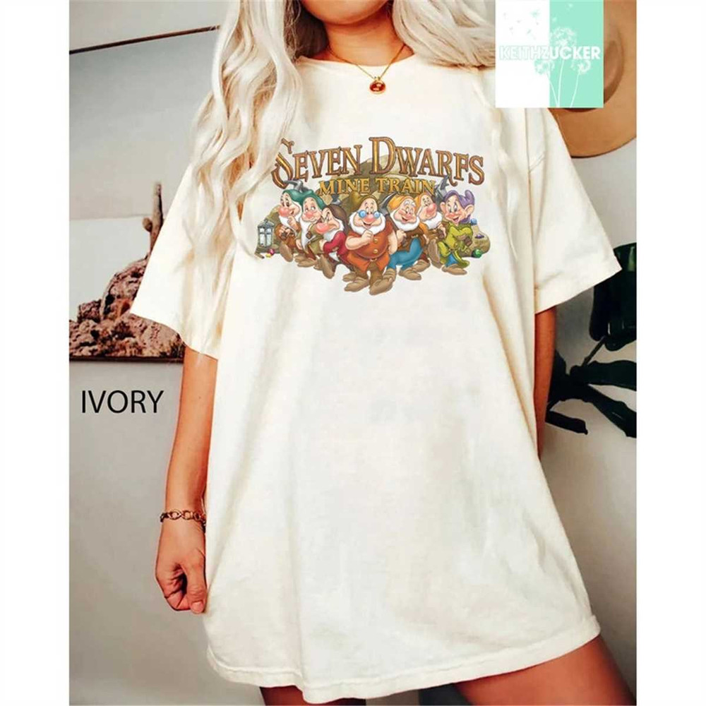 MR-236202312722-disney-snow-white-and-seven-dwarfs-portraits-retro-shirt-image-1.jpg
