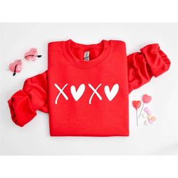xoxo sweatshirt, xoxo shirt, valentine gift, valentines day sweatshirt, valentines day shirt, couple shirt, gift for her