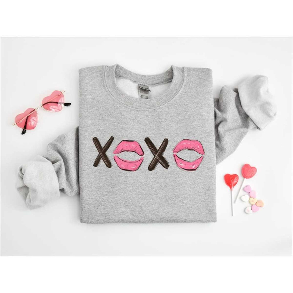 MR-236202312565-xoxo-sweatshirt-xoxo-shirt-lips-shirt-valentines-day-image-1.jpg