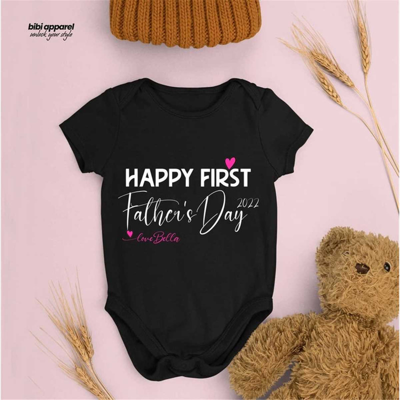 MR-236202316337-happy-first-fathers-day-bodysuit-custom-name-bodysuit-image-1.jpg