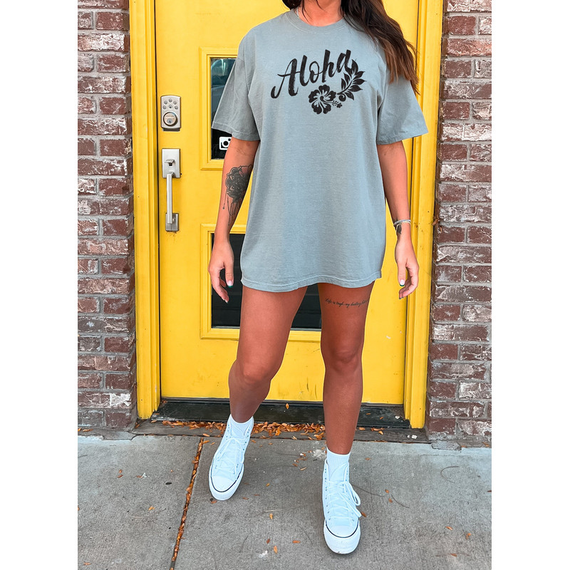 Aloha Shirt, Hibiscus Tee, Hawaii T-shirt, Comfort Colors Women T-shirt, Oversized T-shirt, Beach T-Shirt, Summer Tee, Hibiscus Flower Shirt - 3.jpg