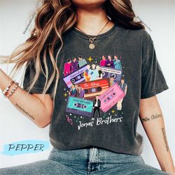comfort color jonas retro 90's sweater, jonas brothers shirt comfort colors, jonas brothers shirt concert, retro jonas b