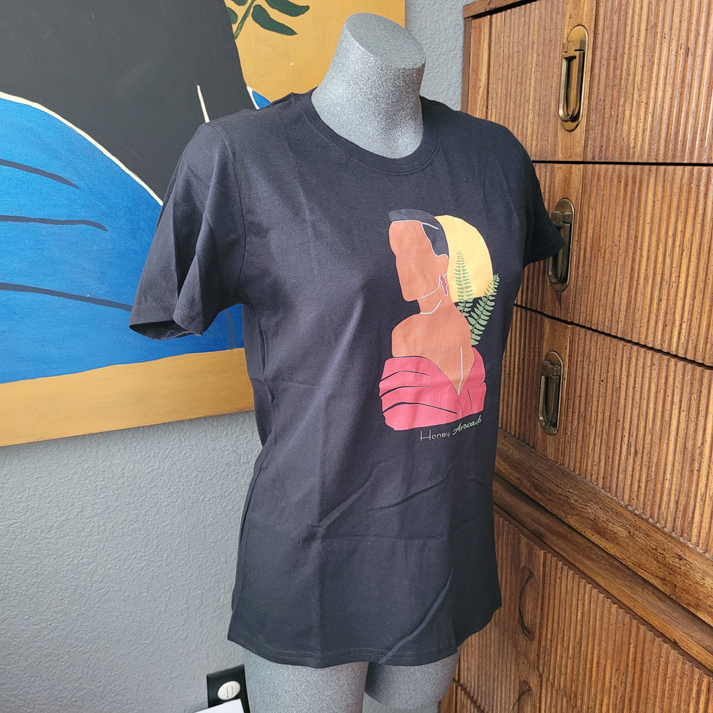 Black Woman T-Shirt, Tee Shirt, 100% Cotton Shirt, Afro Girl, Black Girl, Black Girl Gifts, Black Girl Magic, Melanin Queen, Gift for Her - 4.jpg