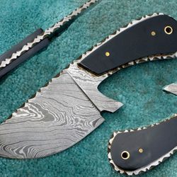 7.5" Superior Custom Hand Made Damascus Steel  Skinner Knife , Hunting Knife